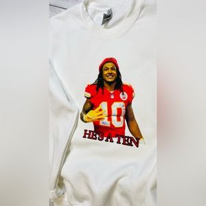 He’s a ten sweatshirt. KC, Chiefs, Kansas City